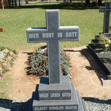 MARTIN Gilbert Rudolph 1944-2010
