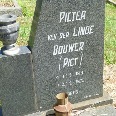 BOUWER Pieter van der Linde 1919-1975