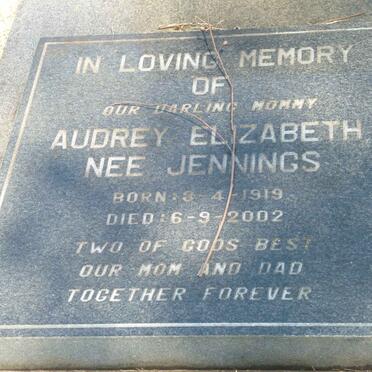 LITHGOW Audrey Elizabeth nee JENNINGS 1919-2002
