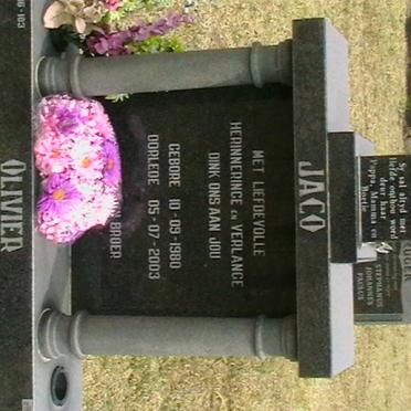 OLIVIER Jaco 1980-2003 :: OLIVIER Lee-Ann 2010-2010