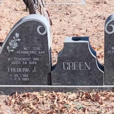 GREEN Frederik J. 1912-1983 & Anna C. 1908-