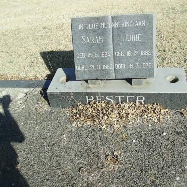 BESTER Jurie 1893-1978 &amp; Sarah 1894-1982