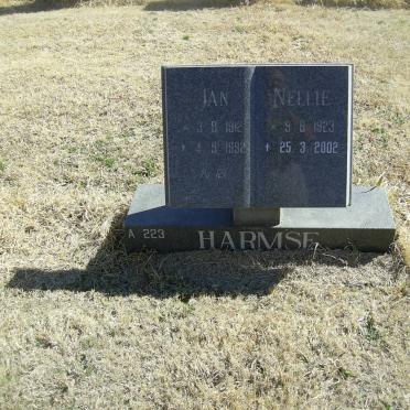 HARMSE Jan 1912-1992 &amp; Nellie 1923-2002