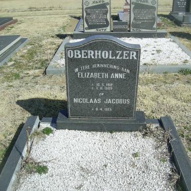 OBERHOLZER Nicolaas Jacobus 1925- &amp; Elizabeth Anne 1912-1989