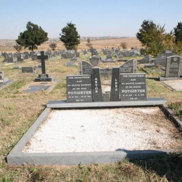 POTGIETER Anton 1937-1980 &amp; Lena 1938-2004