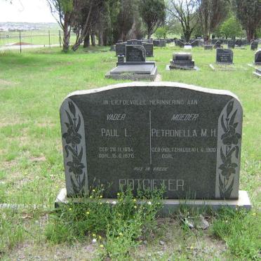 POTGIETER Paul L. 1894-1970 &amp; Petronella M.H. HOLTZHAUSEN 1900-