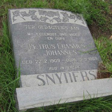 SNYDERS Petrus Erasmus Johannes 1909-1969