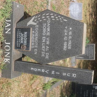 JONK Jan 1926-1992 &amp; Naomi 1933-2004