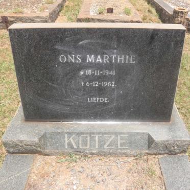 KOTZE Marthie 1941-1962