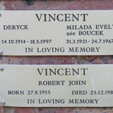 VINCENT Deryck 1914-1997 &amp; Milada Evelyn BOUCEK 1921-1967 :: VINCENT Robert John 1955-1987