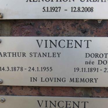 VINCENT Arthur Stanly 1878-1955 &amp; Dorothy DOUGLAS 1891-1976
