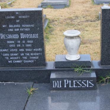 PLESSIS Desmond Norman, du 1952-1990