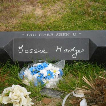NORTJE Bessie