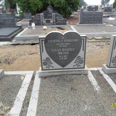 DREYER Lucas Ignatius 1907-1981 &amp; Sara Johanna Susanna OOSTHUYZEN 1911-1980