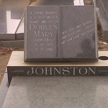 JOHNSTON Doreen Mary nee O'NEIL 1925-1988