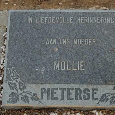 PIETERSE Mollie