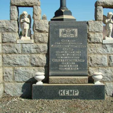 KEMP Johannes Marthinus 1872-1938 &amp; Maria Francina  MOLL 1884-1954