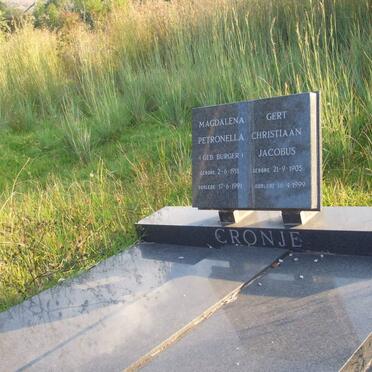CRONJE Gert Christiaan Jacobus 1905-1999 &amp; Magdalena Petronella BURGER 1911-1991