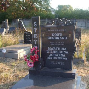 STEYN Douw Gerbrand 1927-2005 &amp; Marthina Wilhelmina Johanna DUVENHAGE 1927-2002