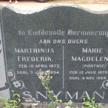 SNYMAN Marthinus Frederik 1872-1954 &amp; Marie Magdelene PORTWIG 1875-1956