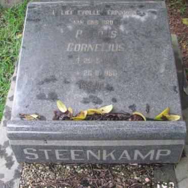 STEENKAMP Petrus Cornelius 1908-1968