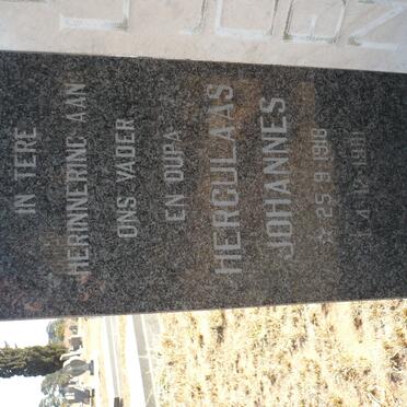 VILJOEN Herculaas Johannes 1918-1981 &amp; Petronella Magrieta HARMSE 1918-1991