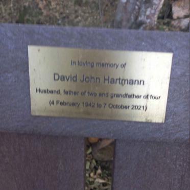 HARTMANN David John 1942-2021