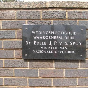 10. Wydingsplegtigheid - JP vd Spuy, Minister Nasionale Opvoeding