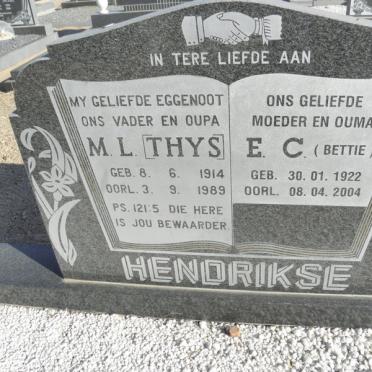 HENDRIKSE M.L. 1914-1989 &amp;  E.C. 1922-2004