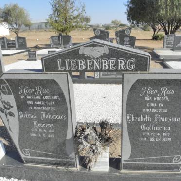 LIEBENBERG Petrus Johannes Lourens 1913-1985 &amp; Elizabeth Fransina Catharina 1919-2006