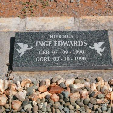 EDWARDS Inge 1990-1990