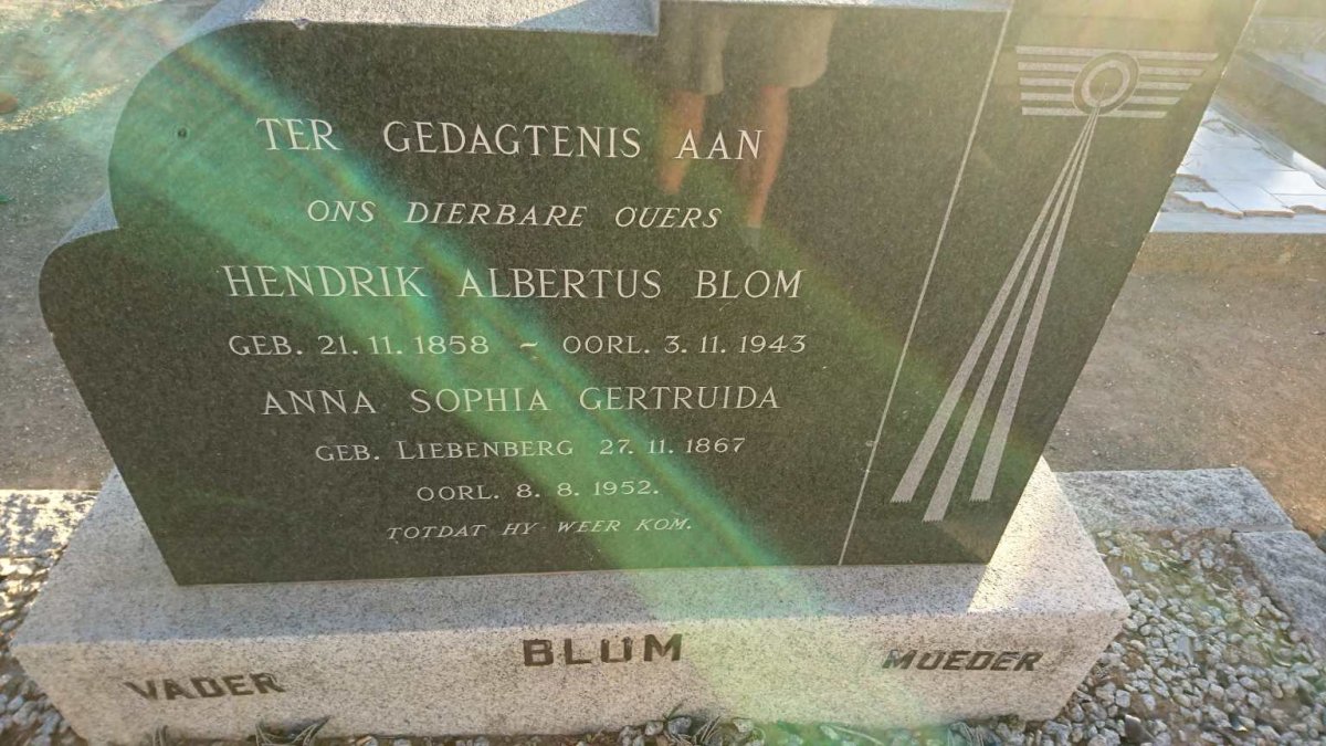 BLOM Hendrik Albertus 1858-1943 &amp; Anna Sophia Gertruida LIEBENBERG 1867-1952