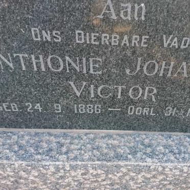 VICTOR Anthonie Johannes 1886-1972 &amp; Wilhelmina Sarah 1888-1964