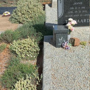 TALJAARD Jannie 1916-1970 &amp; H.J.?. 