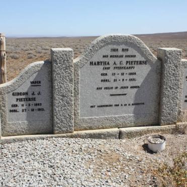 PIETERSE Gideon J.J. 1863-1913 &amp; Martha A.C. STEENKAMP 1864-1931 :: PIETERSE Hester J.H. 1884-1943