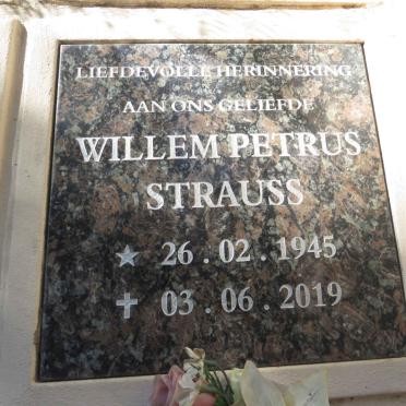 STRAUSS Willem Petrus 1945-2019