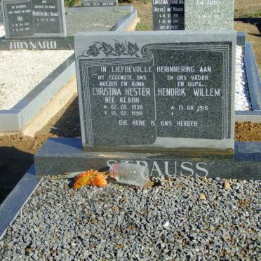 STRAUSS Hendrik Willem 1916- &amp; Christina Hester KLAHN 1938-1998