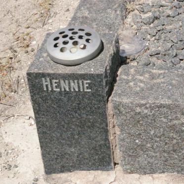 Hennie