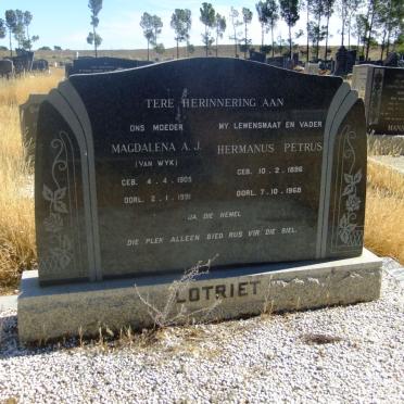 LOTRIET Hermanus Petrus 1896-1968 &amp; Magdalena A.J. VAN WYK 1905-1991