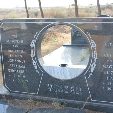 VISSER Johannes Abraham Gerhardus 1911-1985 &amp; Magdalena Elizabeth JACOBS 1914-1985