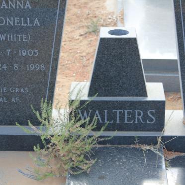WALTERS Adam Johannes 1902-1988 &amp; Johanna Petronella WHITE 1905-1998