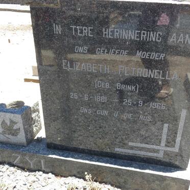 ZYL Daniel Nicolaas, van 1879-1959 &amp; Elizabeth Petronella BRINK 1881-1966