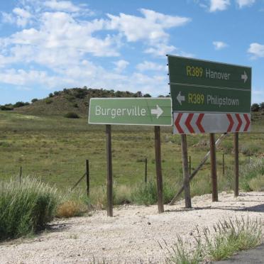 Northern Cape, DE AAR district, Burgerville, Zewe Fontain 9_2, Burgerville main cemetery