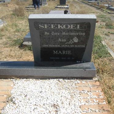 SEEKOEI Marie 1942-