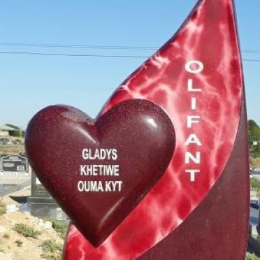 OLIFANT Gladys Khetiwe 1948-2013