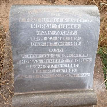 THOMAS Thomas Herbert 188-1933 &amp; Norah FURNEY 1891-1918