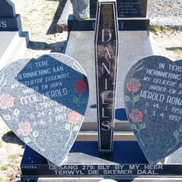 DANIËLS Cecil Herold 1927-1997 :: DANIËLS Herold Ronald 1951-1997