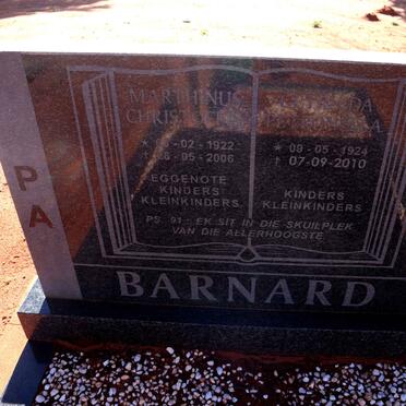 BARNARD Marthinus Christoffel 1922-2006 & Getruida Petronella 1924-2010