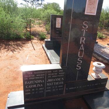 STRAUSS Johannes Mattheus 1896-1972 & Barendina Carolina 1907-1991 