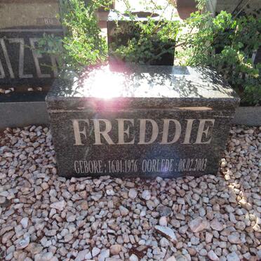 WESTHUIZEN C.R.J., van der 1933-1999 & J.J. VERMAAK 1943-1981 :: VAN DER WESTHUIZEN Freddie 1976-2003 _2